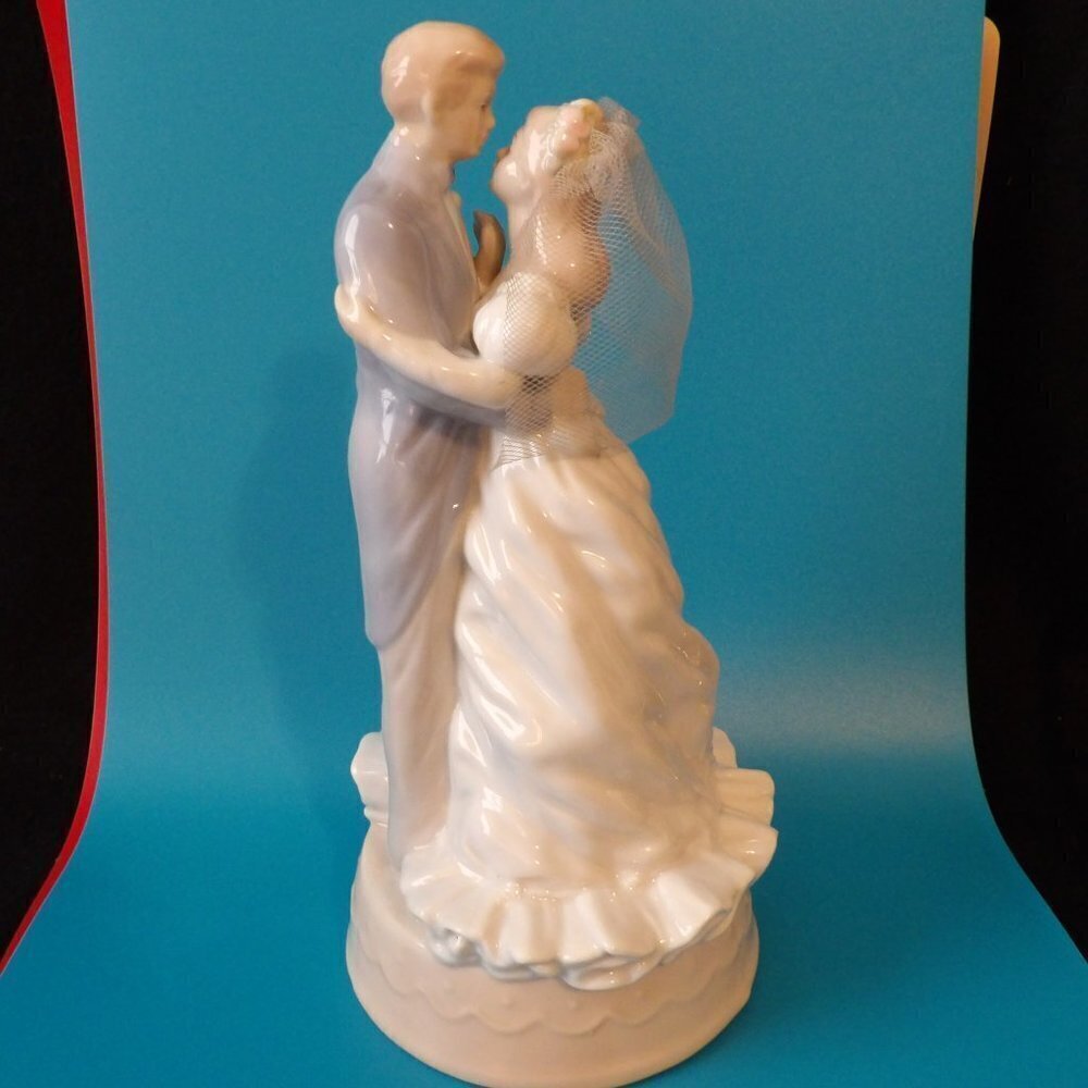 Vintage Bride and Groom with Music Box